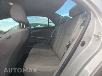 2013 Toyota Corolla LE - miniatura 13