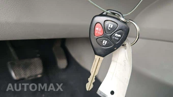 2013 Toyota Corolla LE - miniatura 17
