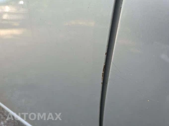 2013 Toyota Corolla LE – miniatura 23