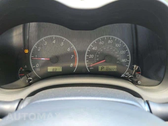 2013 Toyota Corolla LE – miniatura 9
