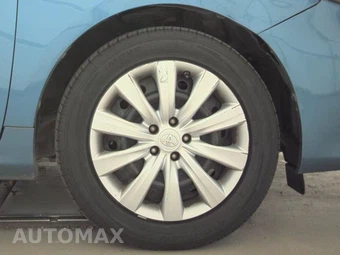 2013 Toyota Corolla LE – miniatura 10