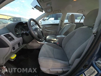 2013 Toyota Corolla LE – miniatura 13