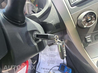 2013 Toyota Corolla S – miniatura 5