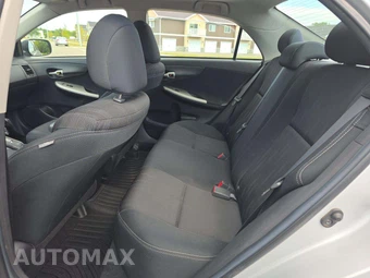 2013 Toyota Corolla S – miniatura 10