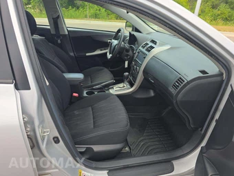 2013 Toyota Corolla S – miniatura 15