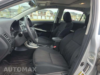 2013 Toyota Corolla S – miniatura 3