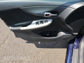 2013 Toyota Corolla S - miniatura 9