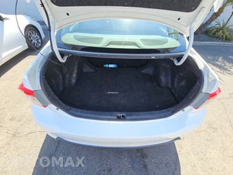 2013 Toyota Corolla S – miniatura 16