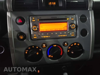 2013 Toyota FJ Cruiser w/Rear Doors - miniatura 10