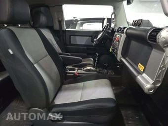 2013 Toyota FJ Cruiser w/Rear Doors - miniatura 18