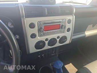 2013 Toyota FJ Cruiser w/Rear Doors - miniatura 10