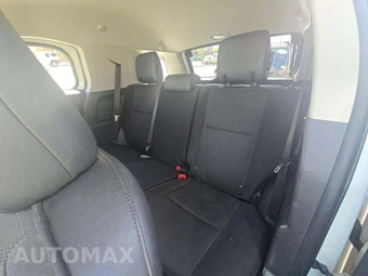 2013 Toyota FJ Cruiser w/Rear Doors - miniatura 13