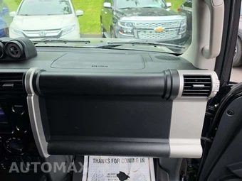 2013 Toyota FJ Cruiser w/Rear Doors - miniatura 16