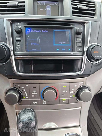 2013 Toyota Highlander – miniatura 10