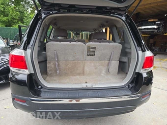 2013 Toyota Highlander – miniatura 15