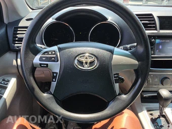 2013 Toyota Highlander – miniatura 10