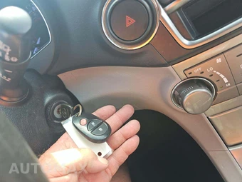 2013 Toyota Highlander – miniatura 5