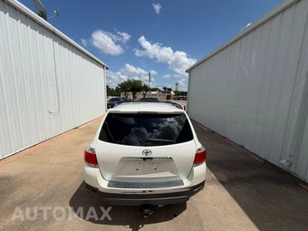 2013 Toyota Highlander Plus - miniatura 11
