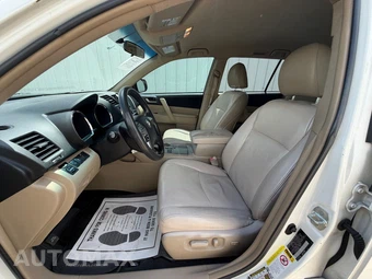 2013 Toyota Highlander Plus - miniatura 31
