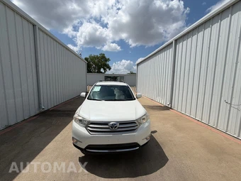 2013 Toyota Highlander Plus - miniatura 4