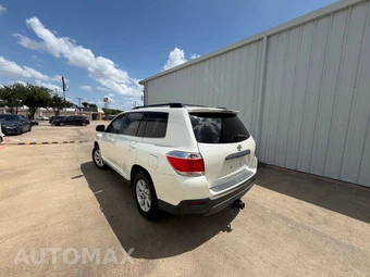 2013 Toyota Highlander Plus - miniatura 8