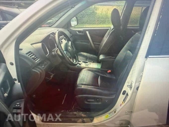 2013 Toyota Highlander SE - miniatura 9