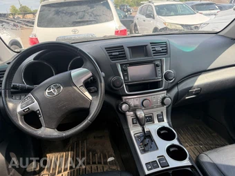 2013 Toyota Highlander SE - miniatura 6