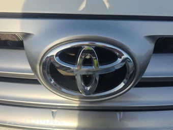 2013 Toyota Highlander SE – miniatura 16