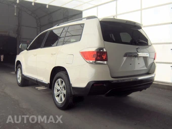 2013 Toyota Highlander SE – miniatura 6