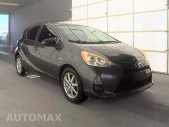 2013 Toyota Prius c Four – miniatura 3