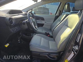 2013 Toyota Prius c Four – miniatura 7