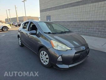 2013 Toyota Prius c Two - miniatura 4