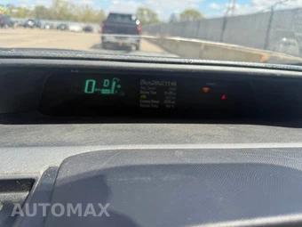 2013 Toyota Prius c Two - miniatura 20