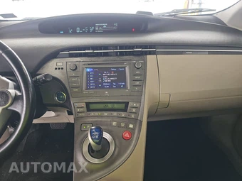 2013 Toyota Prius Four – miniatura 11