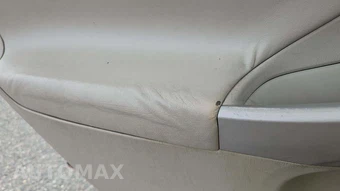 2013 Toyota Prius Four – miniatura 21