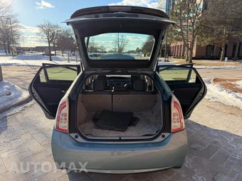 2013 Toyota Prius Four - miniatura 13