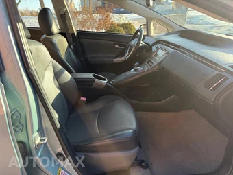 2013 Toyota Prius Four - miniatura 20