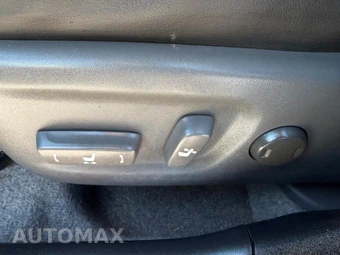 2013 Toyota Prius Four - miniatura 38