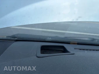 2013 Toyota Prius Four - miniatura 17
