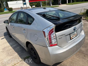 2013 Toyota Prius Four - miniatura 5