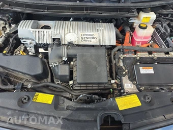 2013 Toyota Prius Four – miniatura 15