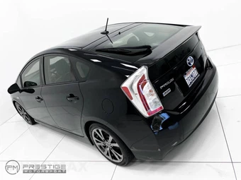 2013 Toyota Prius Four - miniatura 26