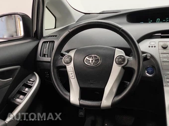 2013 Toyota Prius Four - miniatura 33
