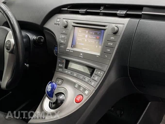 2013 Toyota Prius Four - miniatura 35