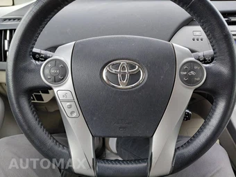 2013 Toyota Prius Four - miniatura 19