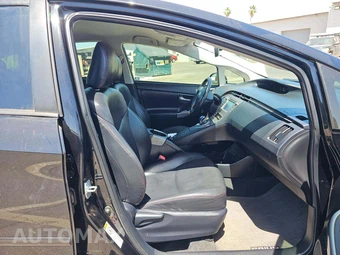 2013 Toyota Prius Persona Series - miniatura 15