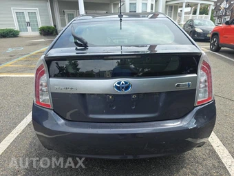 2013 Toyota Prius Plug-In Hybrid - miniatura 5