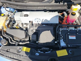 2013 Toyota Prius Plug-In Hybrid – miniatura 15