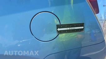 2013 Toyota Prius Plug-In Hybrid – miniatura 28