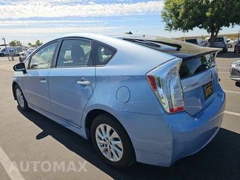 2013 Toyota Prius Plug-In Hybrid – miniatura 6